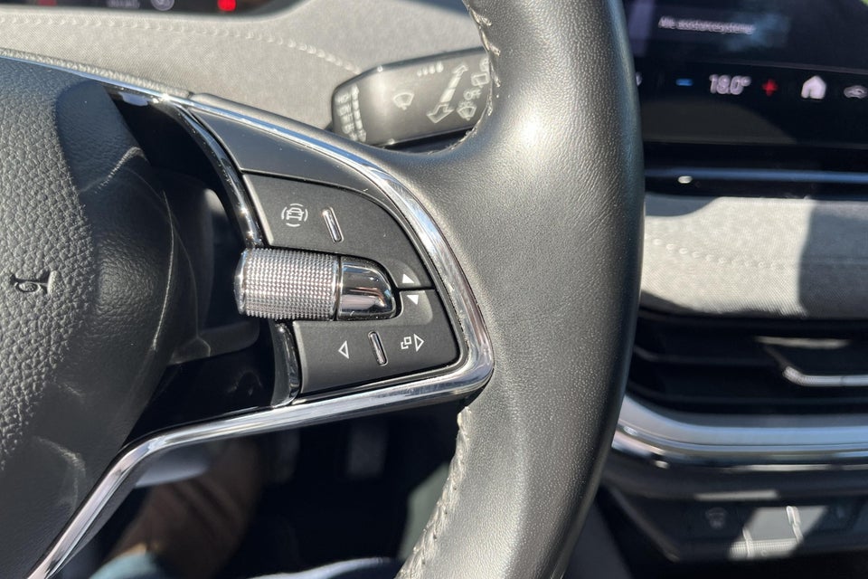 Skoda Enyaq 60 iV Plus 5d