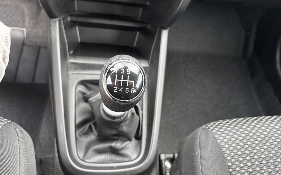 Suzuki Vitara 1,4 mHybrid Club 5d