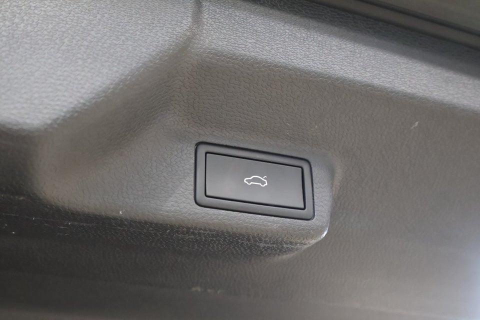 VW ID.Buzz 77 Pro SWB 5d