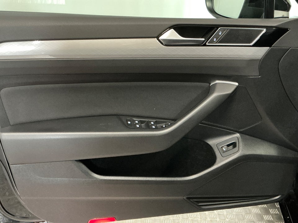 VW Passat 1,5 TSi 150 Business Variant DSG Van 5d