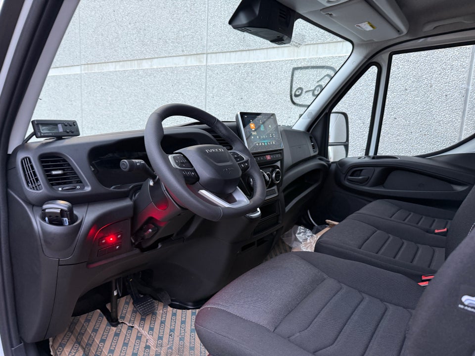 Iveco Daily 3,0 35S18 3750mm Lad AG8