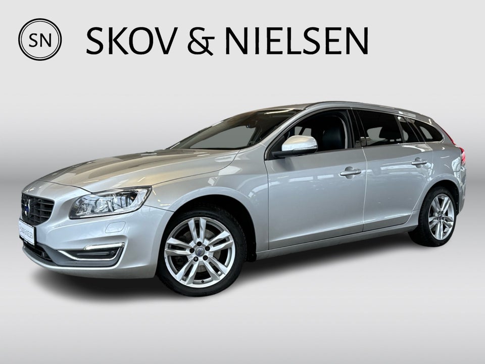 Volvo V60 2,0 D4 190 Summum aut. 5d