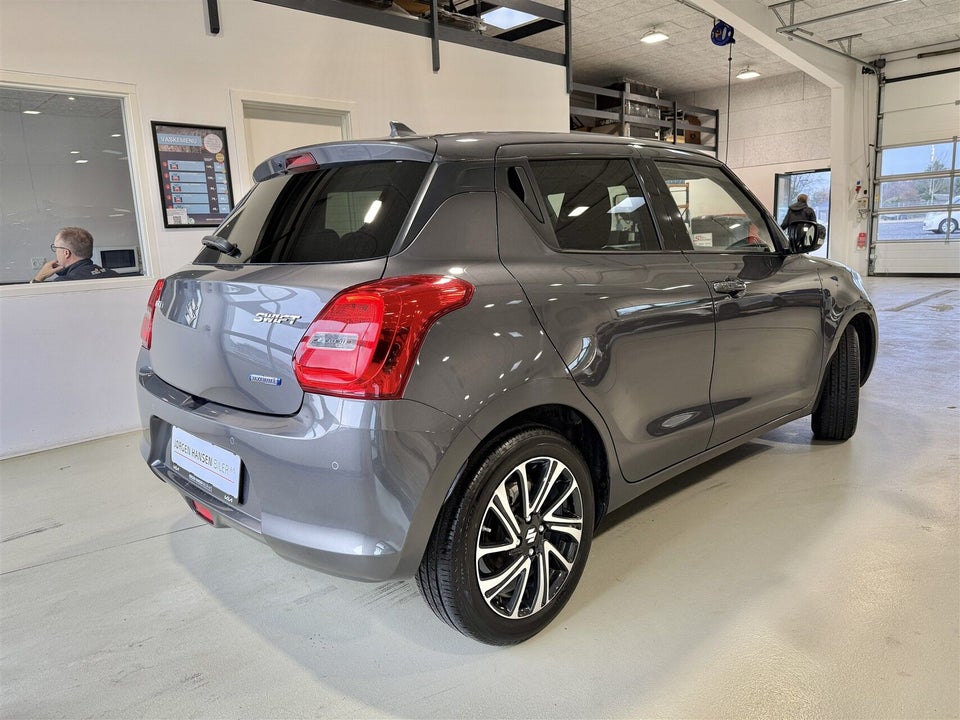 Suzuki Swift 1,2 mHybrid Exclusive CVT 5d
