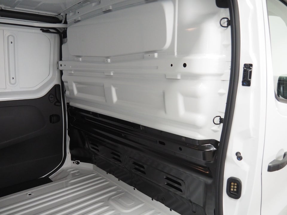 Renault Trafic 2,0 dCi 130 L2H1 Tekno