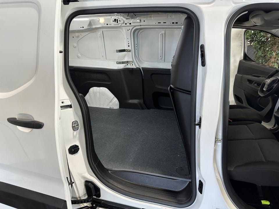 Peugeot Partner 1,5 BlueHDi 100 L2V2 Plus Van