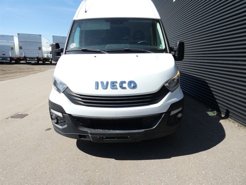 Iveco Daily 3,0 35C18 12m³ Van AG8