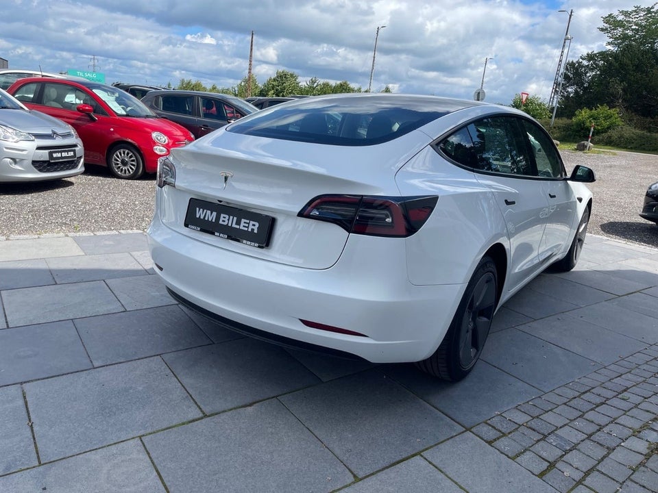 Tesla Model 3 Long Range AWD 4d