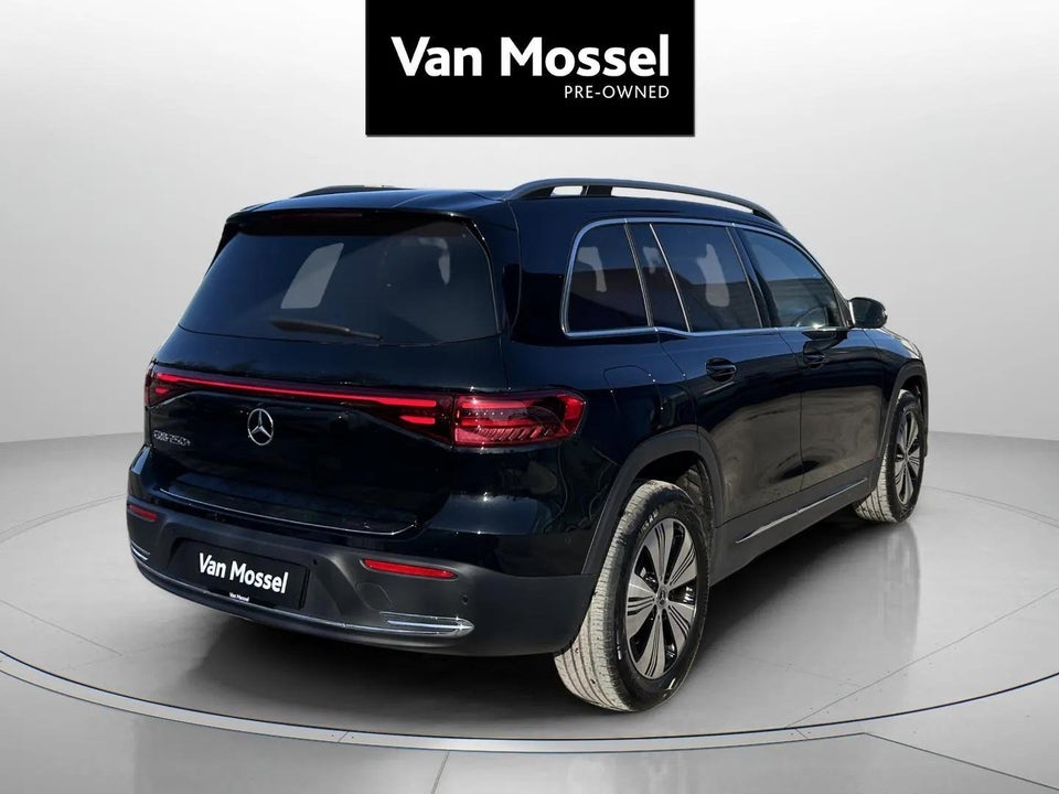 Mercedes EQB250+ Progressive 7prs 5d