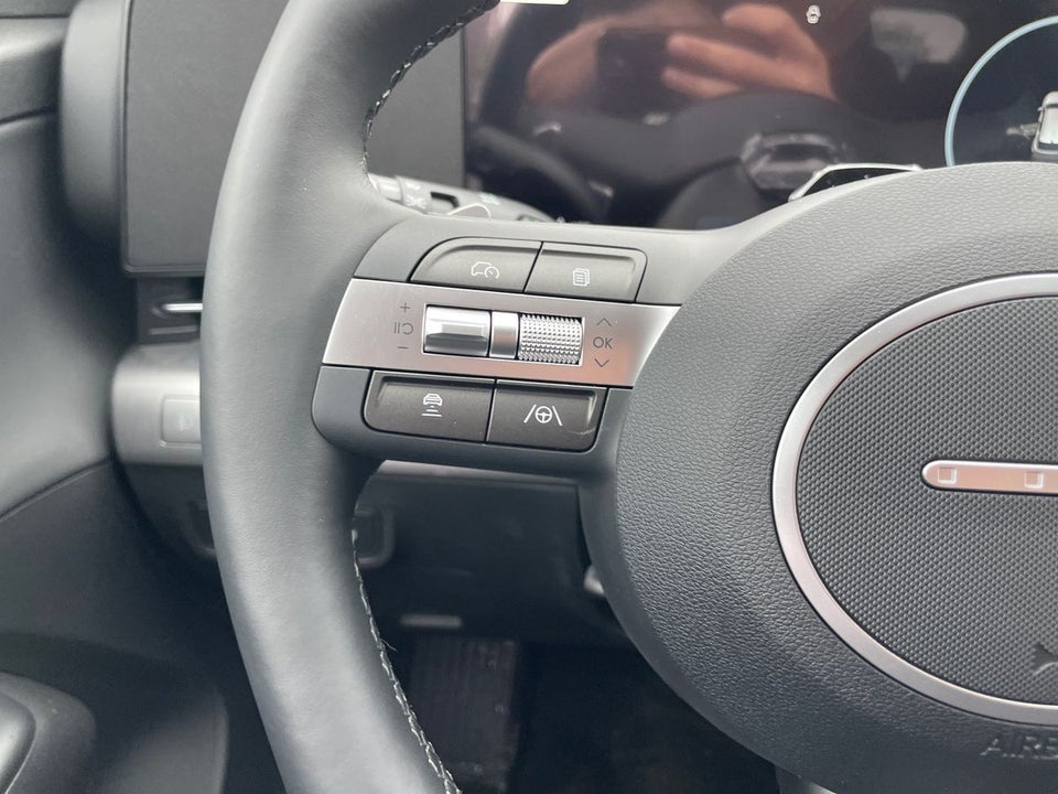 Hyundai Kona 65 EV Essential 5d