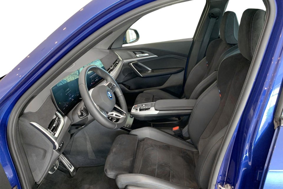 BMW iX1 eDrive20 M-Sport 5d