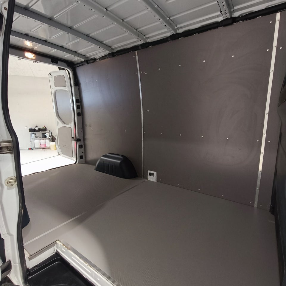 Mercedes Sprinter 317 2,0 CDi A2 Kassevogn aut. RWD