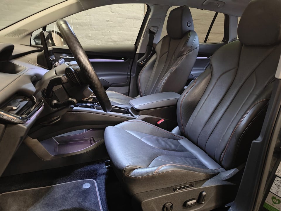 Skoda Enyaq 80 iV Plus Suite 5d