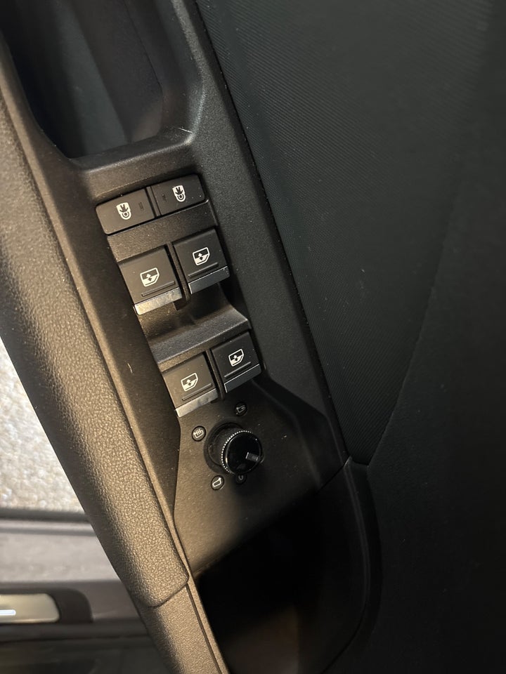 Audi Q4 e-tron 40 S-line 5d