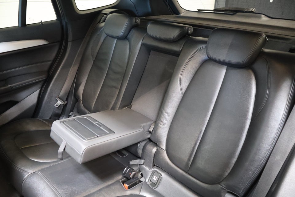 BMW X1 2,0 sDrive18d Advantage aut. 5d