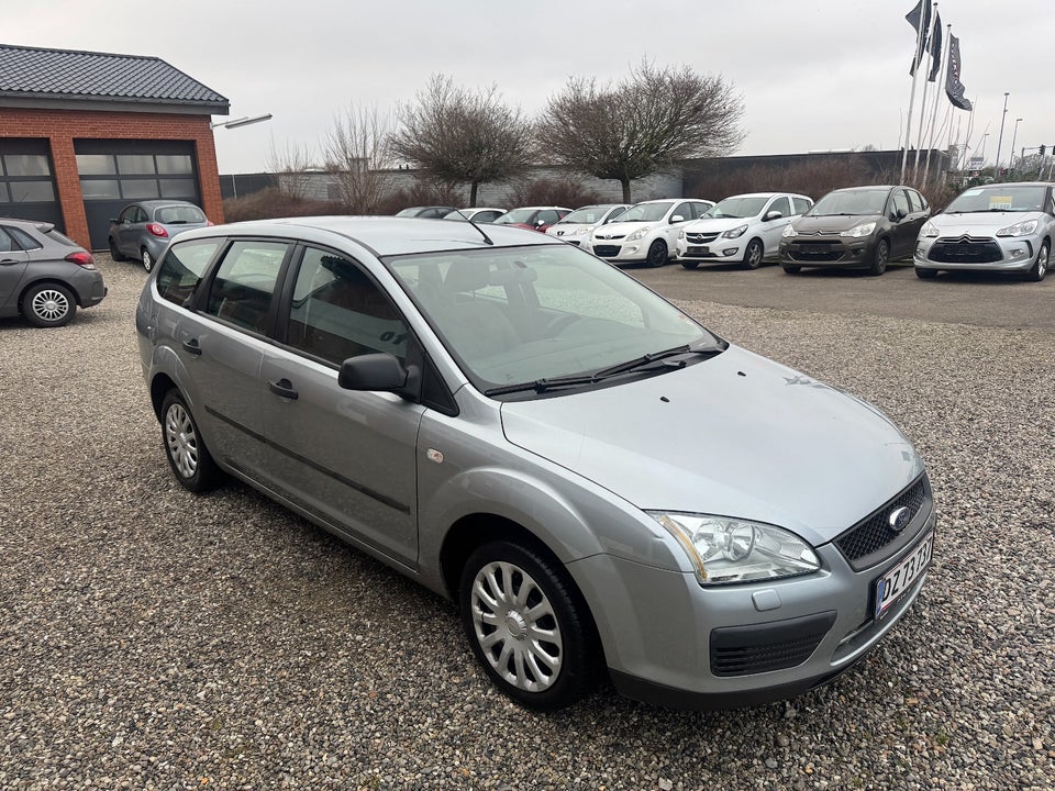 Ford Focus 1,4 Trend stc. 5d