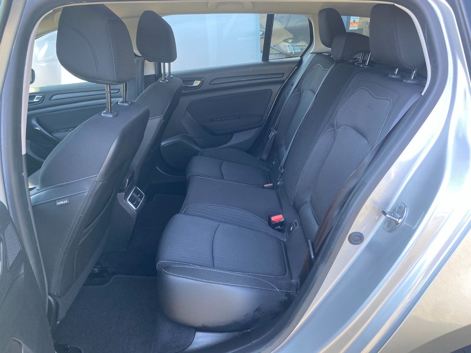 Renault Megane IV 1,3 TCe 140 Bose Edition Sport Tourer EDC 5d