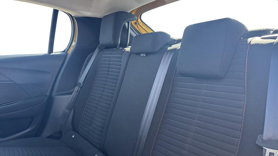 Peugeot e-208 50 Active 5d