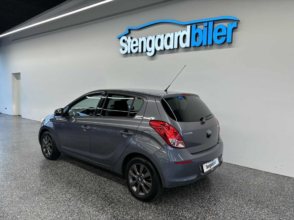 Hyundai i20 1,25 Classic XTR 5d