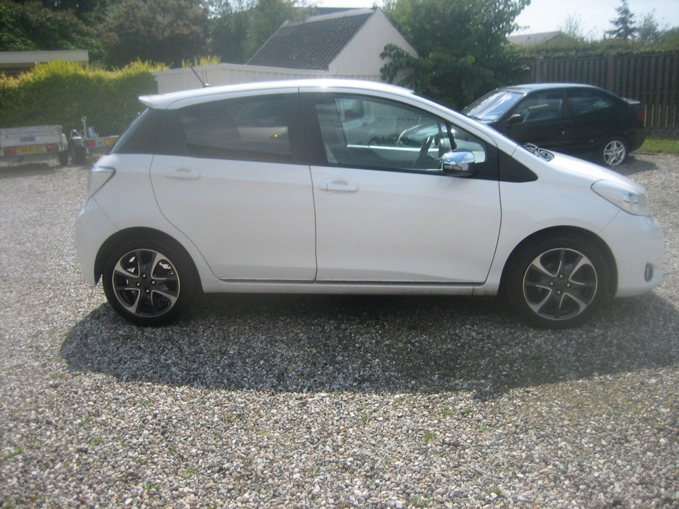 Toyota Yaris 1,3 VVT-i T2 Trend 5d