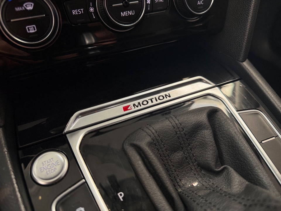 VW Passat 2,0 TDi 240 Highline Variant DSG 4Motion 5d