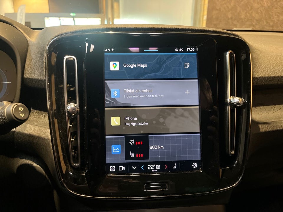 Volvo XC40 ReCharge Extended Range Plus 5d