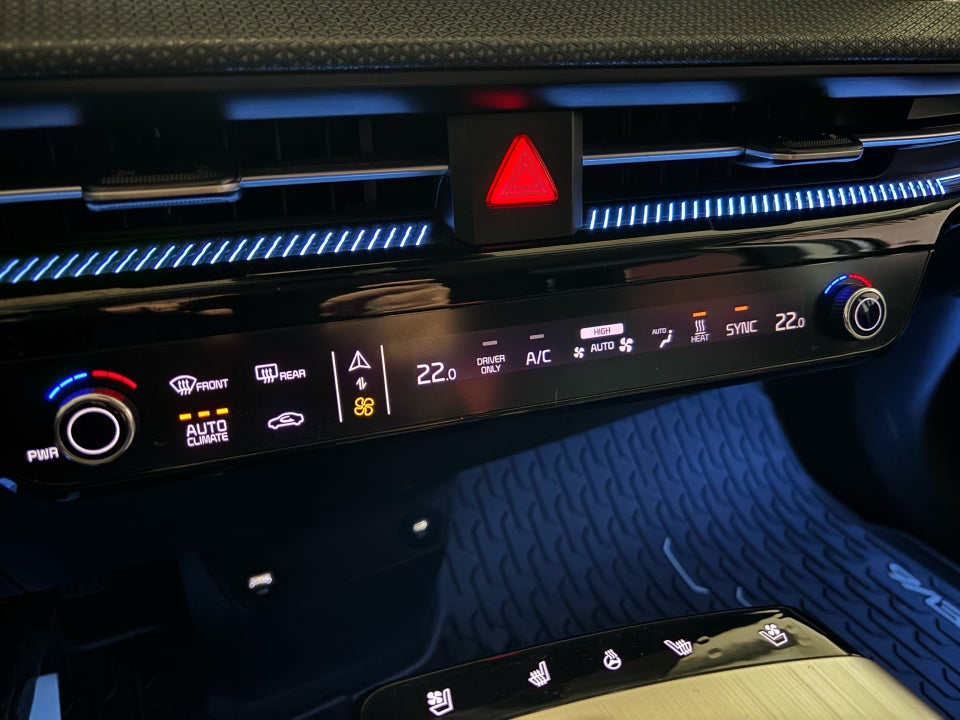 Kia EV6 77 Long Range Upgrade 5d