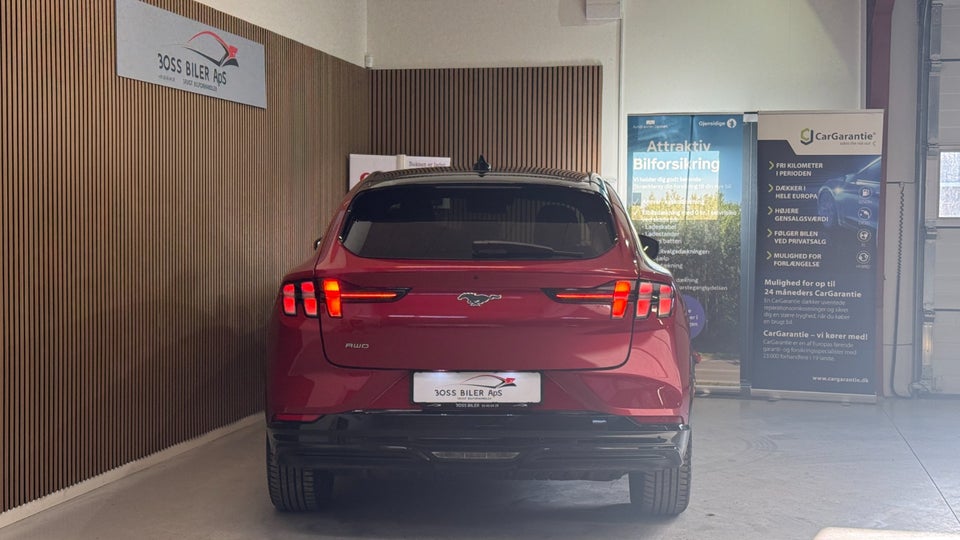 Ford Mustang Mach-E 91 Premium Extended Range AWD 5d