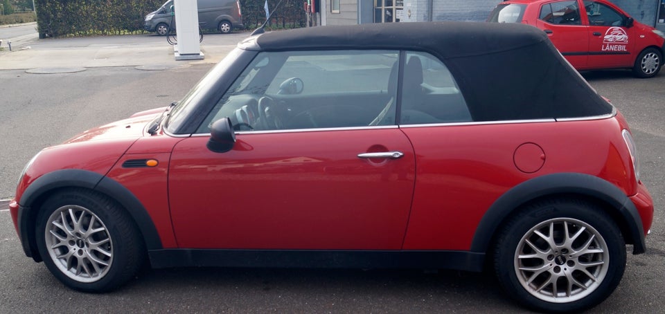 MINI Cooper 1,6 Cabriolet 2d
