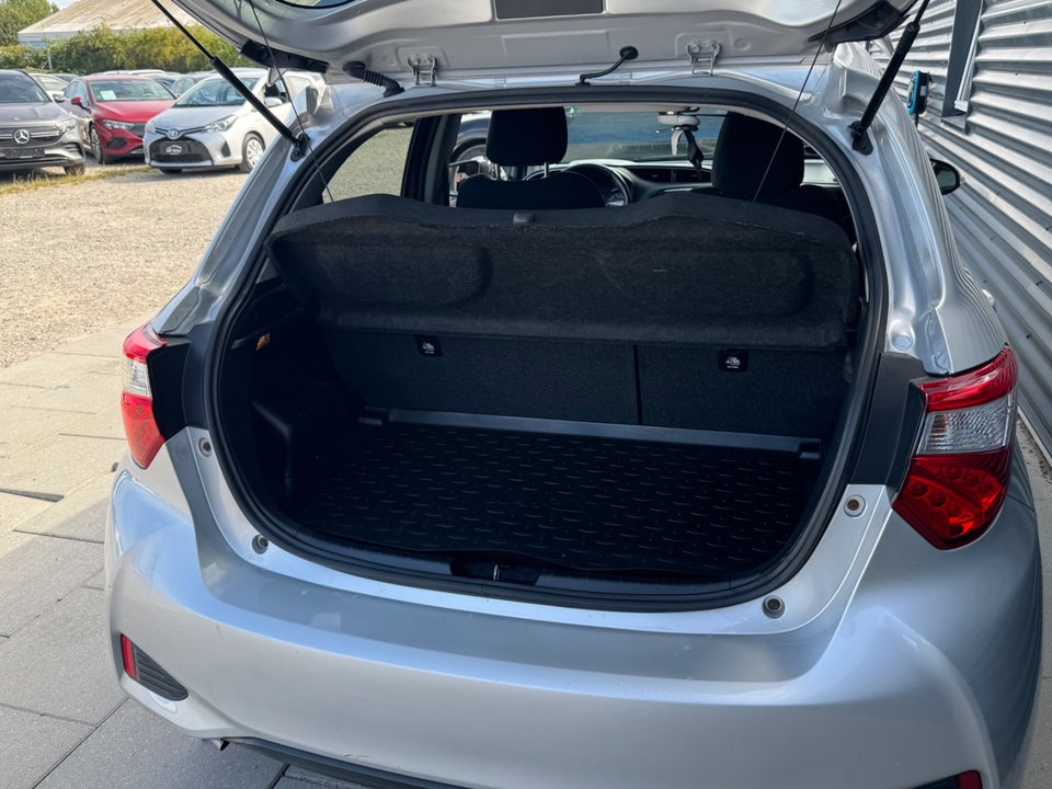 Toyota Yaris 1,5 Hybrid H2 Premium e-CVT 5d