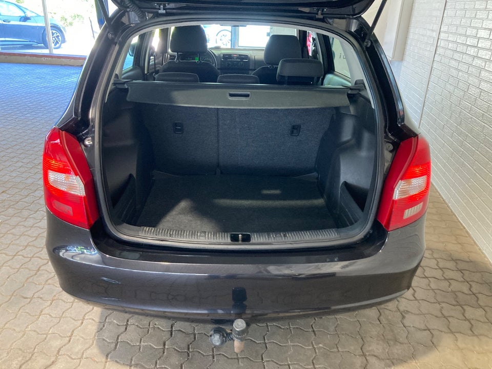 Skoda Fabia 1,4 16V Ambiente Combi 5d