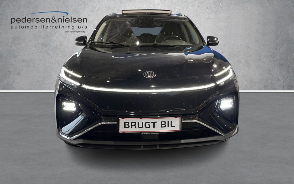 MG Marvel R Luxury 5d