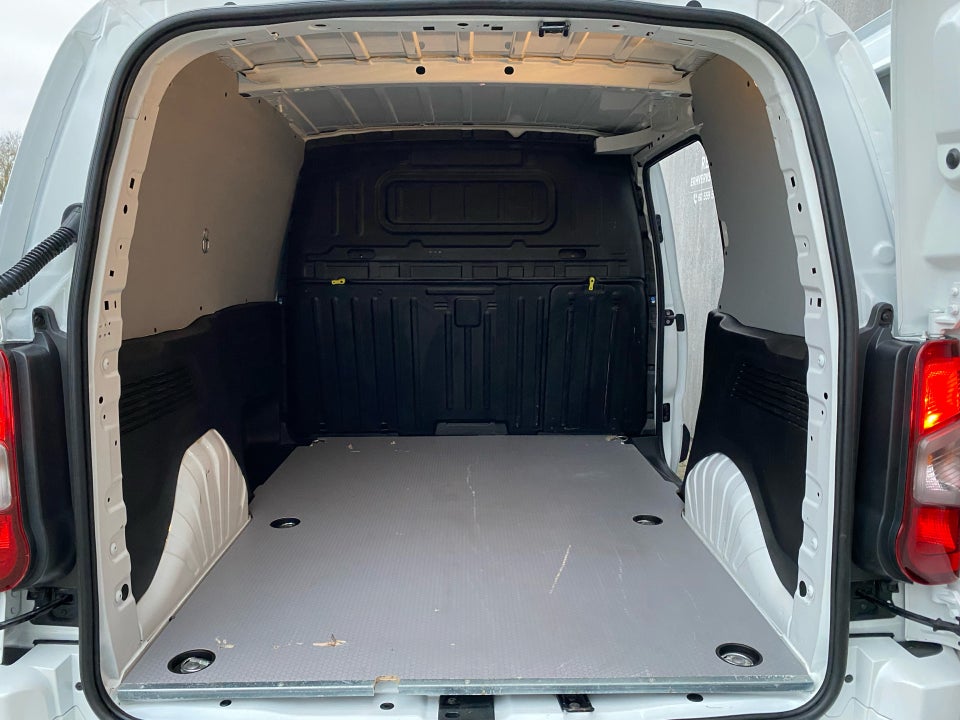 Opel Combo 1,5 D 102 Essentia L2V2