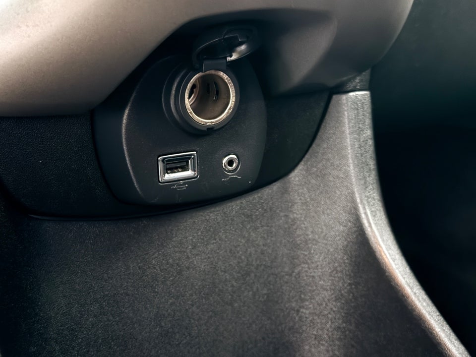 Citroën C1 1,2 PureTech Feel Complet 5d