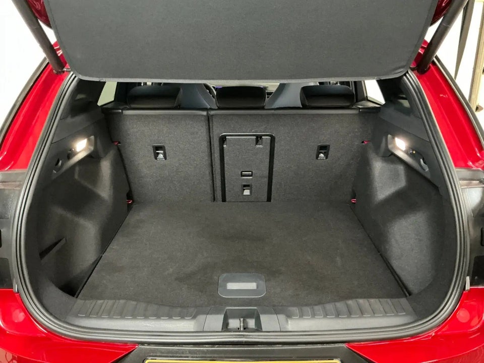 Ford Explorer 82 Premium Extended Range 5d