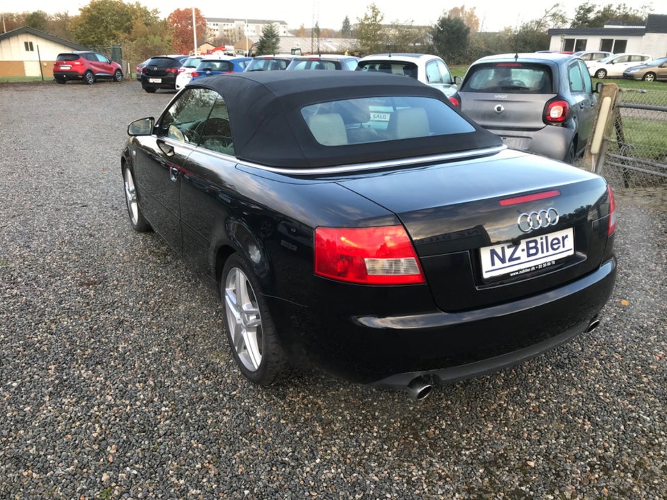 Audi A4 3,0 V6 Cabriolet Multitr. 2d