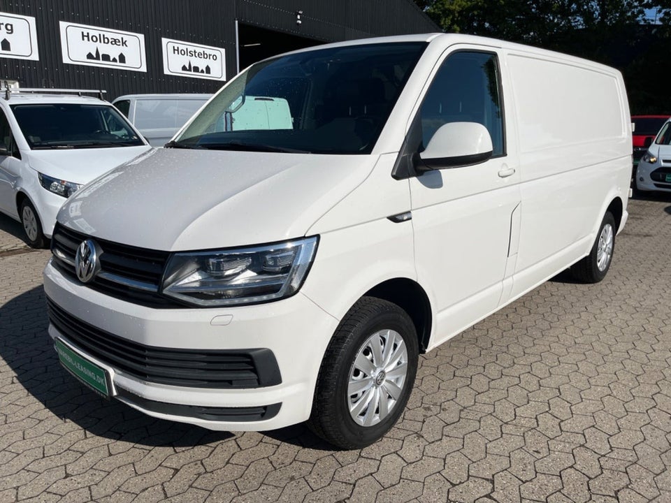 VW Transporter 2,0 TDi 140 Kassevogn DSG lang