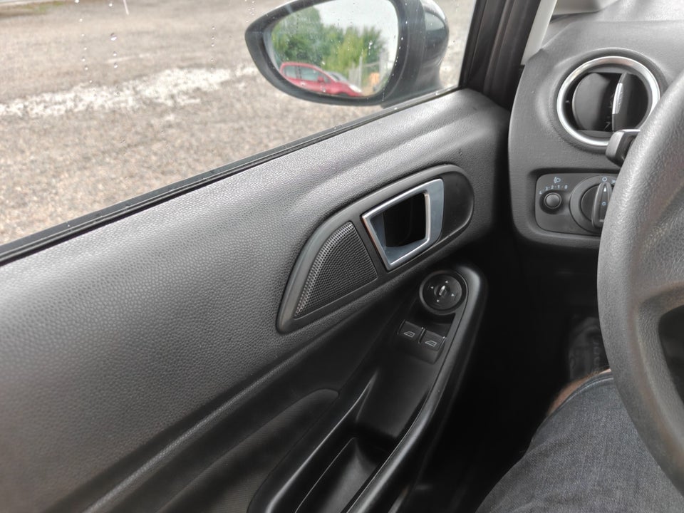Ford Fiesta 1,0 65 Trend 5d