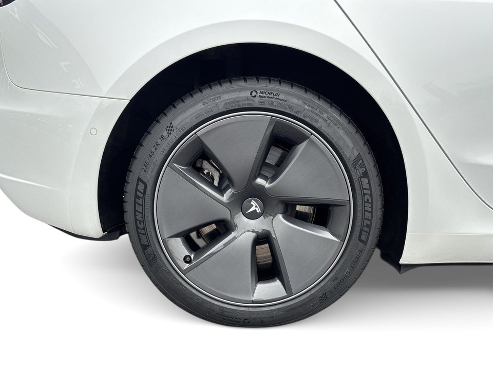 Tesla Model 3 RWD 4d