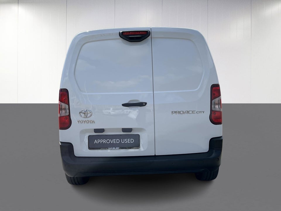 Toyota ProAce City 1,5 D 102 Medium Comfort 6d