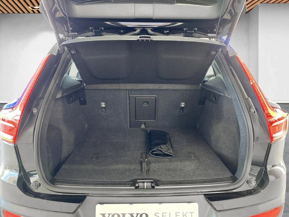 Volvo XC40 ReCharge Twin Ultimate 5d