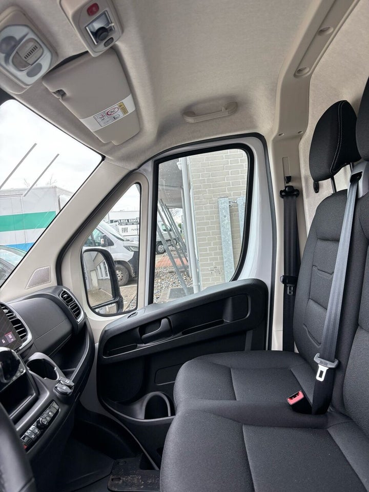 Fiat Ducato 35 Maxi 2,2 MJT 140 Kassevogn L3H2 Pro aut.