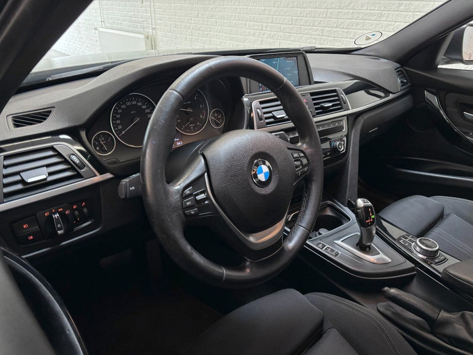 BMW 320d 2,0 Sport Line aut. 4d