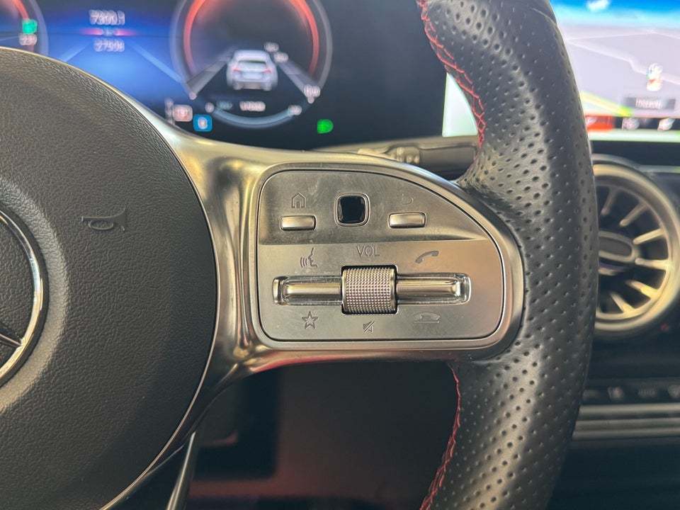 Mercedes EQB250+ AMG Premium 7prs 5d