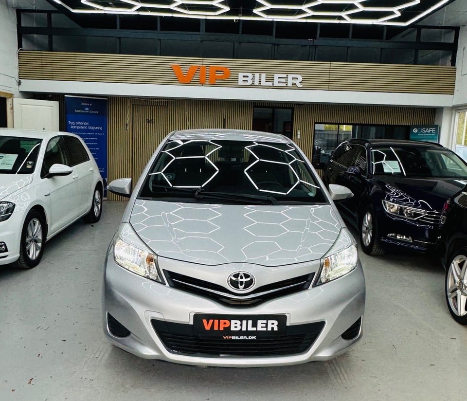 Toyota Yaris 1,0 VVT-i T2 Touch 5d