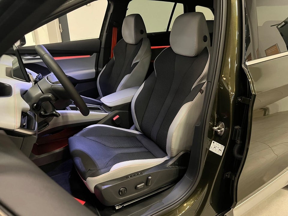 Skoda Enyaq 85 iV Premium 5d