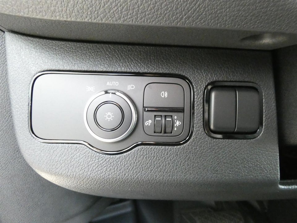 Mercedes Sprinter 317 2,0 CDi A3 Db.Kab PRO aut. RWD 4d