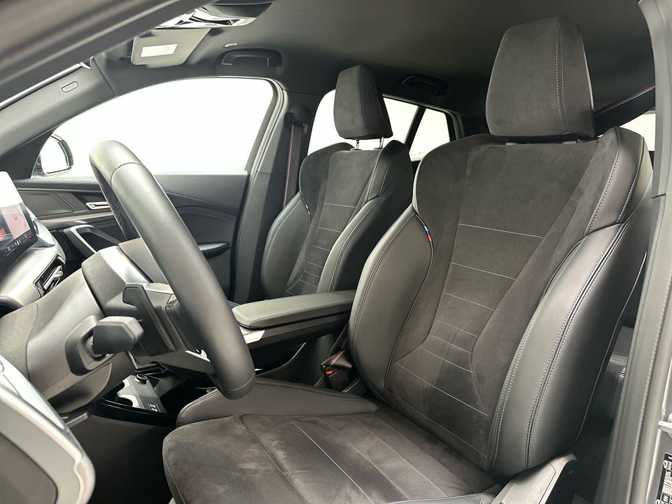 BMW iX2 xDrive30 M-Sport 5d