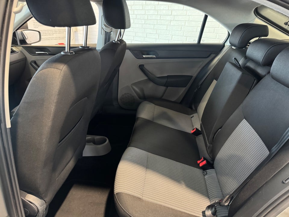 Seat Toledo 1,6 TDi 105 Style 5d