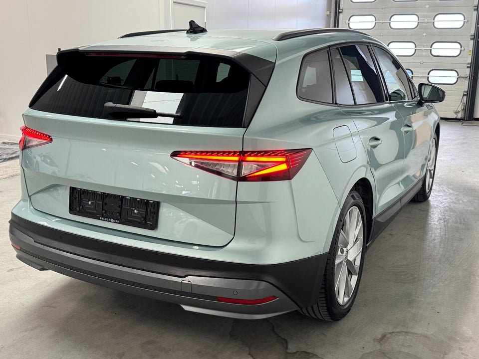 Skoda Enyaq 60 iV Suite 5d