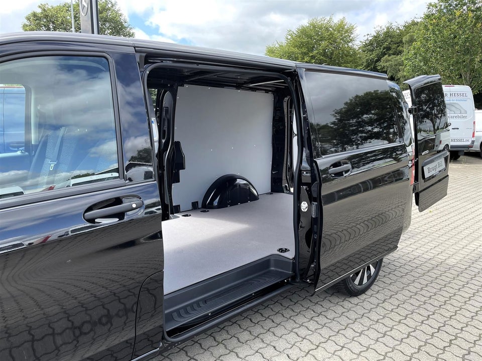 Mercedes Vito 119 2,0 CDi Kassevogn aut. XL AWD